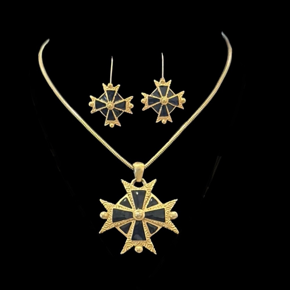 #36 Vintage Anne Klein Necklace & Earrings Set